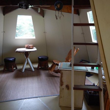 생로만 Aux Tipis De La Riviere Sauvage 빌라 외부 사진