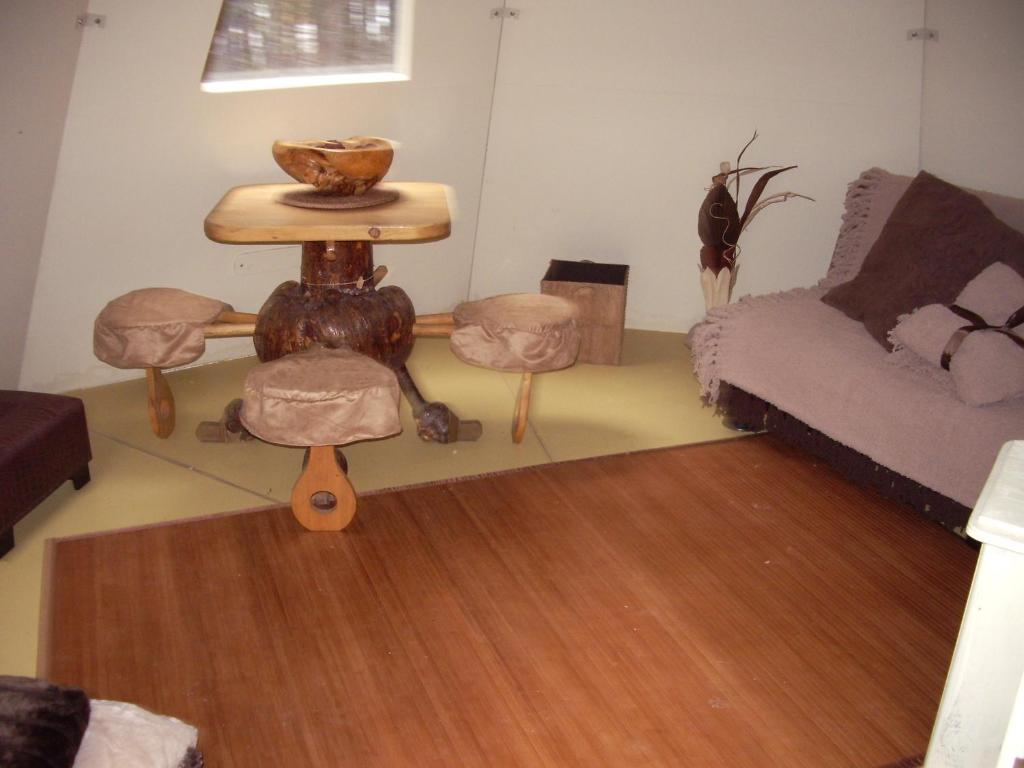 생로만 Aux Tipis De La Riviere Sauvage 빌라 외부 사진